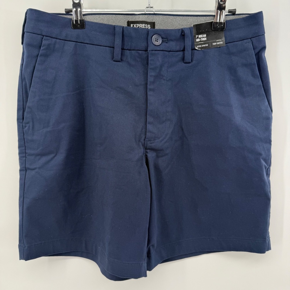 Express Mens 31 Hyper Stretch Temp Control 7 Inseam Mid-Thigh Chino Shorts Navy